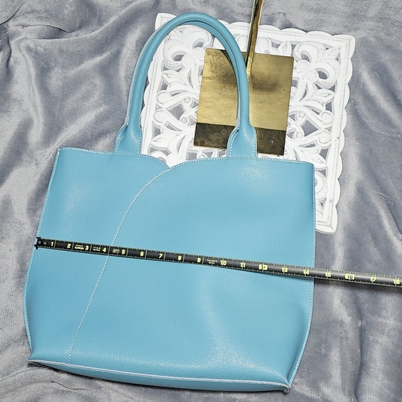 MELLOW WORLD | PETA APPROVED VEGAN LEATHER ALLURE TULIP TOTE BAG - Picture 11 of 16